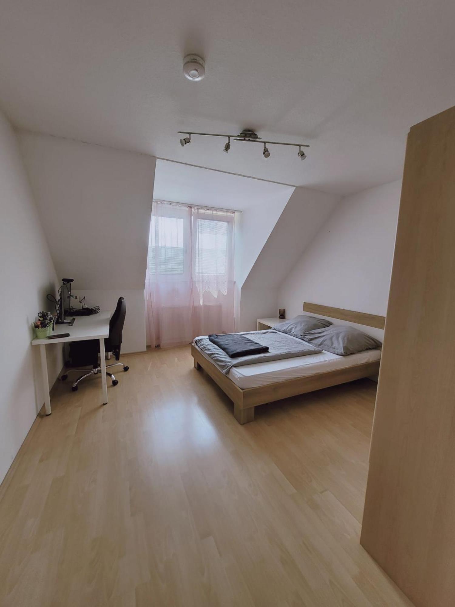 Zentrale 2 Zimmer-Wohnung Mit Balkon Bayreuth Zewnętrze zdjęcie